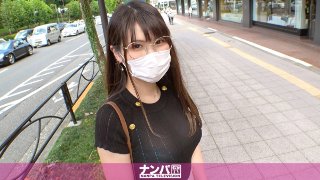 [素人]マジ軟派、初撮。 1875 メガネ巨乳のOLさん！...
