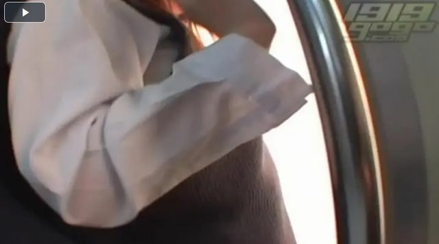 在火车上被推到车窗上...