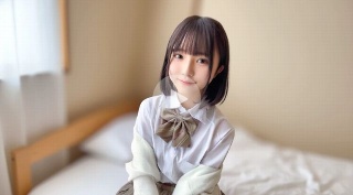 [素人]身長136cm史上最小級18歳アイドル。 初体験の...