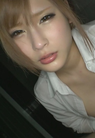 [9999]她的身体敏感，性高潮！超级美丽的洋基JK女友