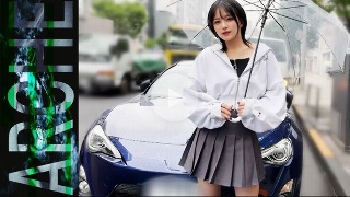 [素人]【86女子】都内私大工学,部機械科１8歳。大人っぽ...