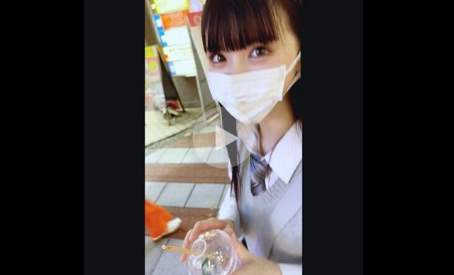 [Face-revealing samples included] "The hotly talked about 18-year-old influencer" debuts for the first time! ! Face revealed and real creampie shoots are definitely available to watch here. [High quality] - Amateur