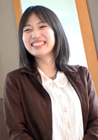 [素人]不倫についてのアンケートに協力してくれた若妻さんは...