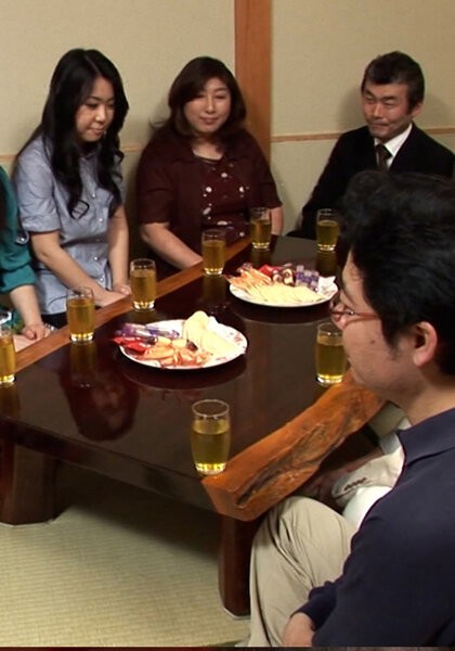 離婚歴のある熟年男女10人の赤裸々な老後のパートナー選び!AVメーカー主催のお見合いパーティーでカラダの相性抜群なパートナー探し!カメラの前で激しく交わる男女!