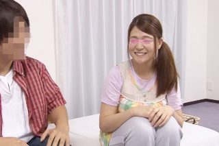 [素人]子供が大好き！どんなときでも笑顔あふれる素人の巨乳お姉さん限...