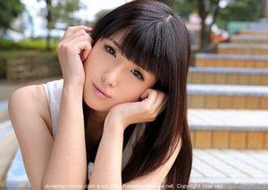 [市原さとみ]芸能人激似!?国民的正統派女優