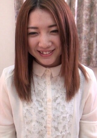 [素人]結婚1年目の新妻をナンパしてホテルに連れ込み電マで...
