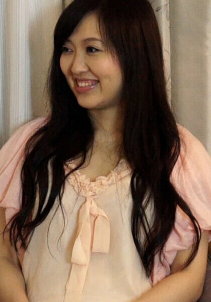 I will introduce you to my night part-time job! Pick up a cute trimmer! I will take you to the hotel and offer you a part-time job of taking pictures! Even though she refuses, she starts filming AV without permission and loses the pleasure and inserts it raw a