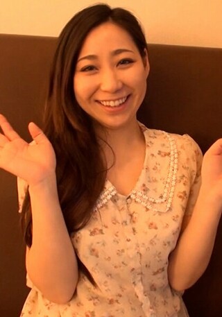 [素人]旦那とは仲がいいが仕事が忙しくエッチはご無沙汰！？...