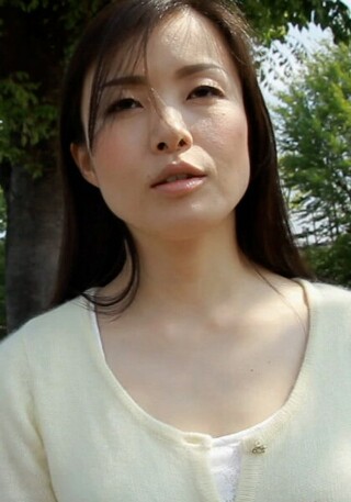 [素人]愛より快楽を求めるむっつりヤリマンの清楚系美熟女さ...