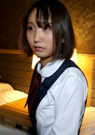 [素人]黒髪ショートカットの清楚系美○女をナンパしてホテル...