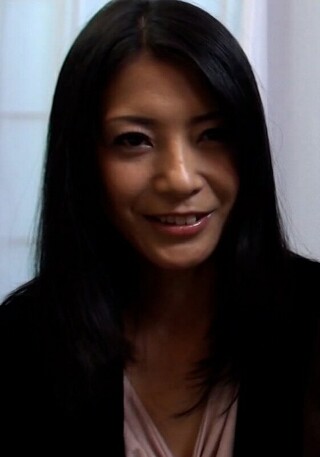 [素人]結婚22年の夫婦が刺激を求めてAV出演！浮気経験な...