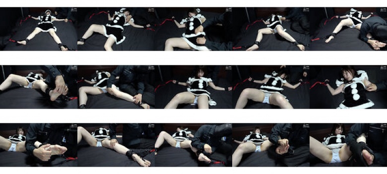 Limb restraint to black Santa! Tickling torture to Santa who has become more and more ticklish! Mako Oishi:Image