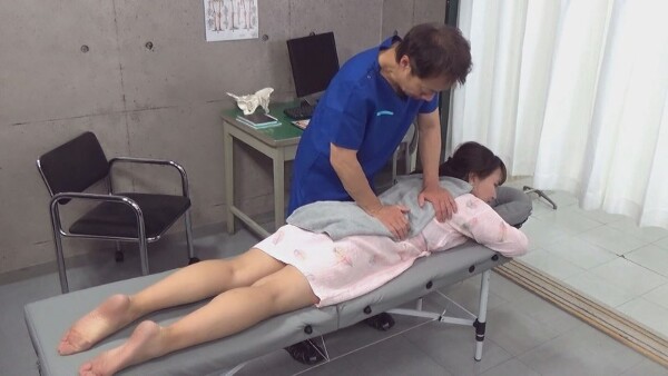 A young wife came to the hospital to improve her physical discomfort. The marshmallow body is very sensitive and responsive. Twitching convulsions are GOOD