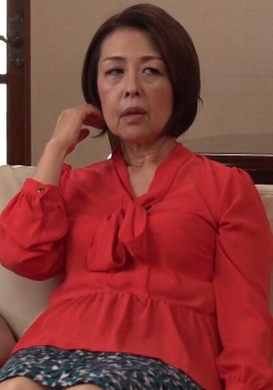风度从容的60岁成熟女性，陷入无法回头的快感沼泽的昭和时代感性情色剧！