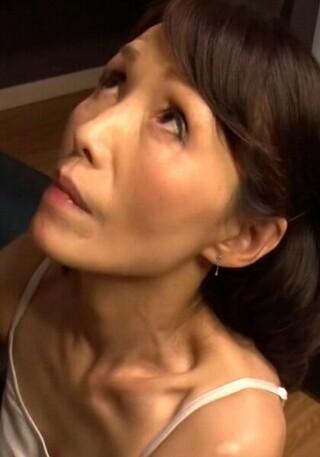 [9999]欲求不満熟女の本気の濃厚SEX！火照ったカラダはチ...