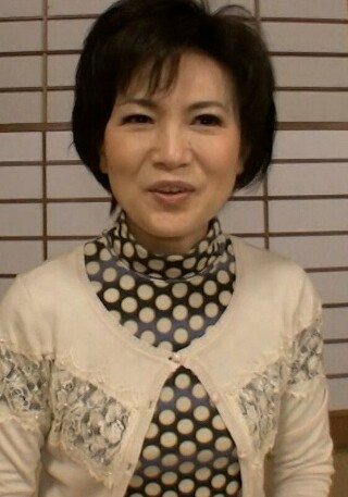 [素人]ショートヘアーの落ち着いた清楚な奥様は旦那との2年...