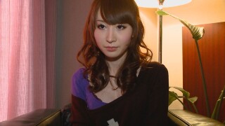 [素人]千年に一度の美女を発掘！白い肌に括れたウエスト！き...