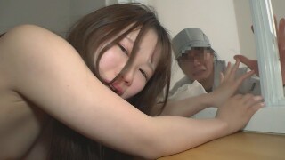 [素人]Model student of traffic priso...